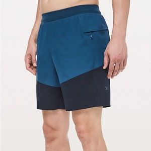Lululemon Men's Medium Namaste At The Beach Board Shorts Poseidon / True Navy